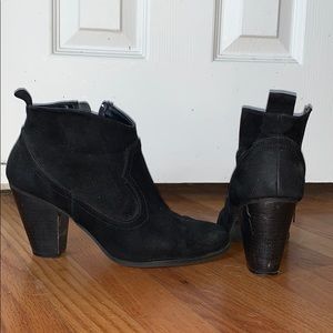Black Cowboy Booties